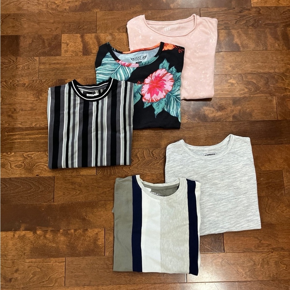 Bundle of 5 T-Shirts (M)